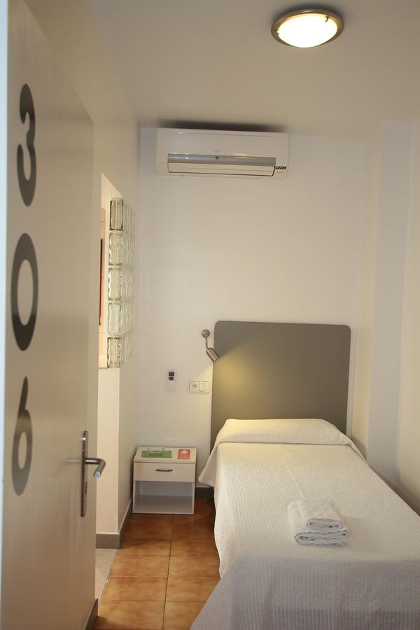 Hostal Ripoll Ibiza Dış mekan fotoğraf